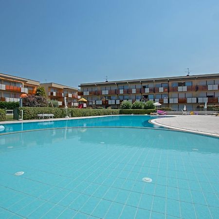 Benacus E4 Apartment By Wonderful Italy Сирмионе Екстериор снимка