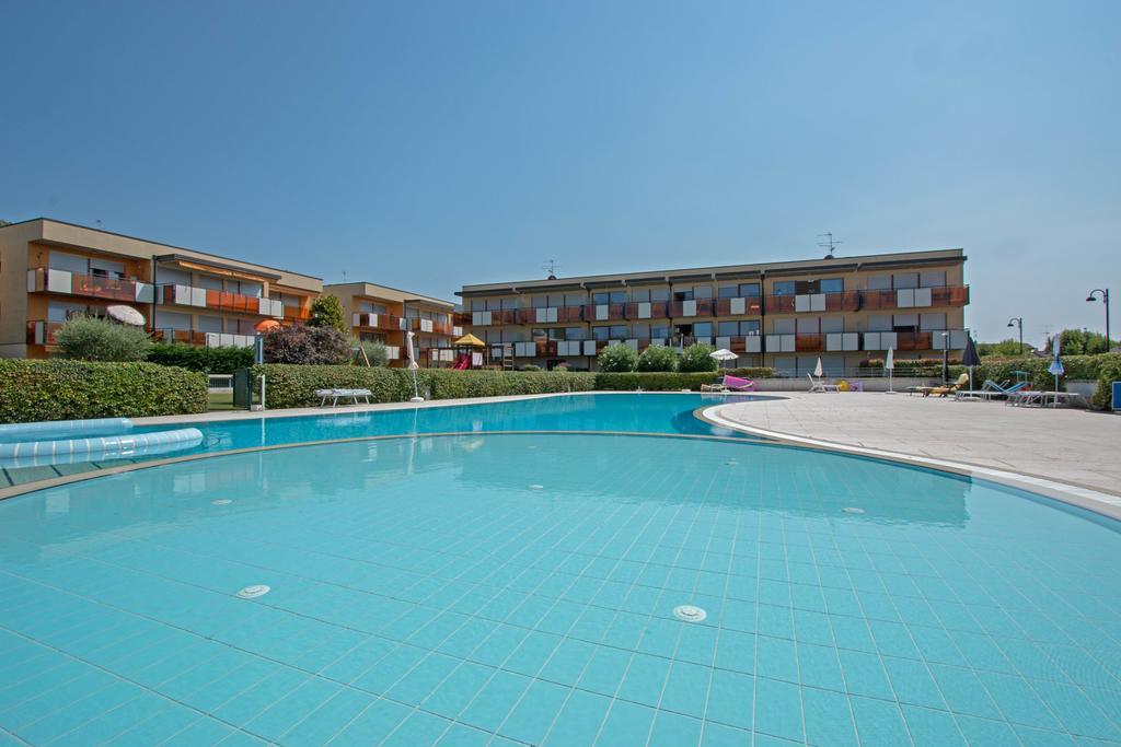 Benacus E4 Apartment By Wonderful Italy Сирмионе Екстериор снимка